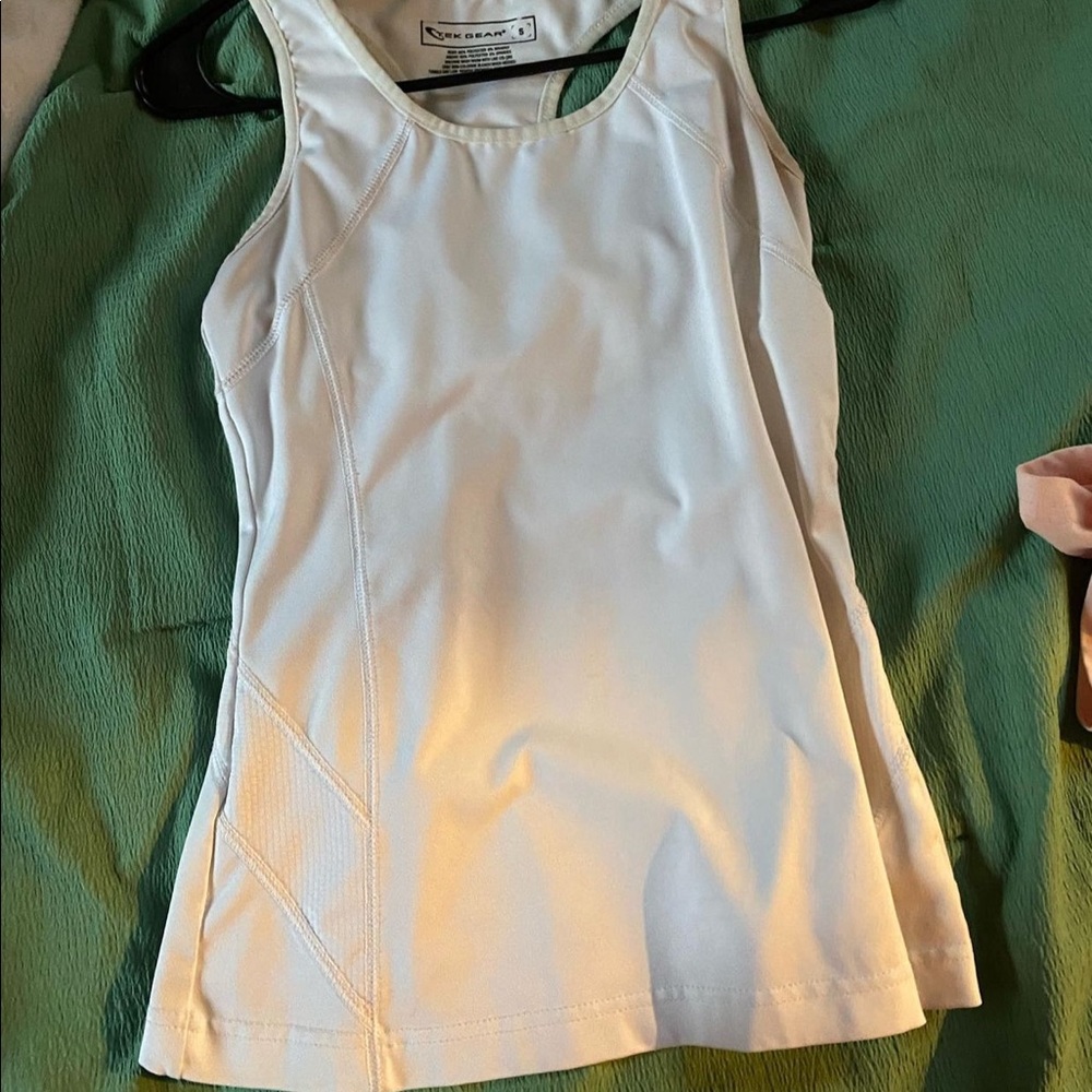 tops - Picture 9 of 16